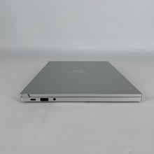 Load image into Gallery viewer, Razer Book 13.4 Silver 2.8 GHz Intel Core i7 11th Gen. 16GB RAM 1TB Solid State Drive