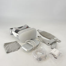 Load image into Gallery viewer, Apple Vision Pro 512GB