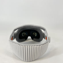 Load image into Gallery viewer, Apple Vision Pro 512GB