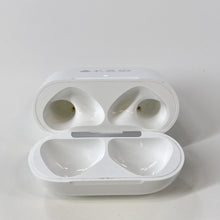 Load image into Gallery viewer, Apple AirPods (4th Gen.) USB-C White