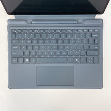 Load image into Gallery viewer, Dell Latitude 7320 (Detachable) 13.3 Gray 1.1 GHz Intel Core i5 11th Gen. 16GB RAM 256GB Solid State Drive