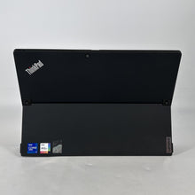 Load image into Gallery viewer, Lenovo ThinkPad X12 Detachable Gen 1 Black WiFi 1.3 GHz Intel Core i7 11th Gen. 16GB RAM 256GB Solid State Drive