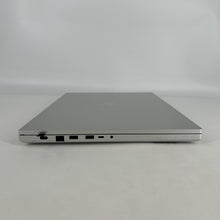Load image into Gallery viewer, Razer Blade 18 2023 White 2.2 GHz Intel Core i9 13th Gen. 32GB RAM 2TB Solid State Drive NVIDIA GeForce RTX 4090 16 GB