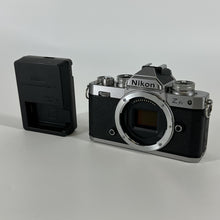 Load image into Gallery viewer, Nikon Zfc 20.9MP Black