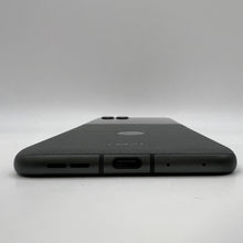 Load image into Gallery viewer, Motorola Razr (2024) 256GB Gray (TracFone)