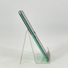 Load image into Gallery viewer, Motorola Razr (2025) 256GB Green (TracFone)