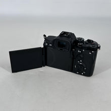 Load image into Gallery viewer, Sony Alpha 7R V 61MP Black