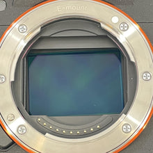Load image into Gallery viewer, Sony Alpha 7 IV 33MP Black