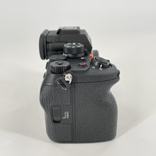 Load image into Gallery viewer, Sony Alpha 7 IV 33MP Black