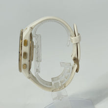 Load image into Gallery viewer, Garmin Venu 2 Plus 43mm Gold GPS