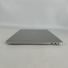 Load image into Gallery viewer, Apple MacBook Pro 16 Touch Bar 2019 Silver 2.4 GHz Intel Core i9 9th Gen. 32GB RAM 512GB Solid State Drive AMD Radeon Pro 5500M 8 GB