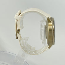 Load image into Gallery viewer, Garmin Venu 4 41mm Gold GPS
