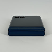 Load image into Gallery viewer, Motorola Razr (2025) 256GB Blue (Cricket)