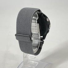 Load image into Gallery viewer, Garmin Forerunner 255 46mm Gray GPS