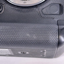 Load image into Gallery viewer, Canon EOS R3 24.1MP Black