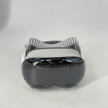 Load image into Gallery viewer, Apple Vision Pro (M5) 256GB