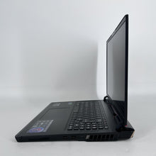 Load image into Gallery viewer, MSI Raider GE78 HX 17 Black 2.2 GHz Intel Core i9 13th Gen. 32GB RAM 2TB Solid State Drive NVIDIA GeForce RTX 4090 16 GB