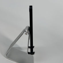 Load image into Gallery viewer, iPhone 16e 128GB Black (Straight Talk)