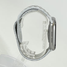 Load image into Gallery viewer, Apple Watch (Series 11) 46mm Silver Unlocked 64GB
