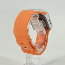 Load image into Gallery viewer, Apple Watch (Series 8) 41mm Silver Unlocked 32GB