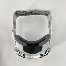 Load image into Gallery viewer, Apple Vision Pro 256GB