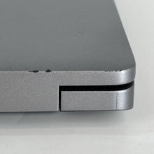 Load image into Gallery viewer, Dell Latitude 5520 15.6 Gray 2.4 GHz Intel Core i5 11th Gen. 8GB RAM 256GB Solid State Drive