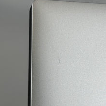 Load image into Gallery viewer, Dell XPS 15 9570 Silver 2.2 GHz Intel Core i7 8th Gen. 16GB RAM 256GB Solid State Drive NVIDIA GeForce GTX 1050 Ti 4 GB