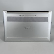 Load image into Gallery viewer, Dell XPS 15 9500 Silver 2.6 GHz Intel Core i7 10th Gen. 32GB RAM 512GB Solid State Drive NVIDIA GeForce GTX 1650 Ti 4 GB