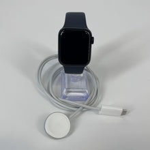 Load image into Gallery viewer, Apple Watch SE 3 40mm Midnight WiFi 64GB
