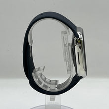 Load image into Gallery viewer, Apple Watch (Series 7) 45mm Silver Unlocked 32GB