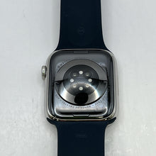 Load image into Gallery viewer, Apple Watch (Series 7) 45mm Silver Unlocked 32GB