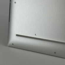 Load image into Gallery viewer, Dell XPS 15 9510 Silver 2.3 GHz Intel Core i7 11th Gen. 32GB RAM 512GB Solid State Drive NVIDIA GeForce RTX 3050 Ti 4 GB