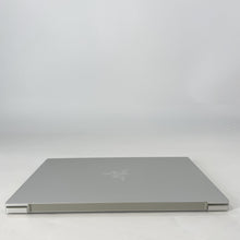Load image into Gallery viewer, Razer Book 13.4 Silver 2.8 GHz Intel Core i7 11th Gen. 16GB RAM 1TB Solid State Drive