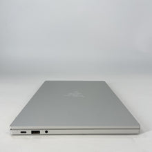 Load image into Gallery viewer, Razer Book 13.4 Silver 2.8 GHz Intel Core i7 11th Gen. 16GB RAM 1TB Solid State Drive