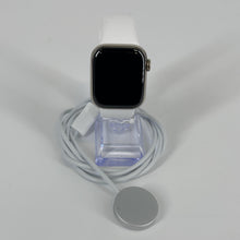 Load image into Gallery viewer, Apple Watch (Series 9) 41mm Gold Unlocked 64GB
