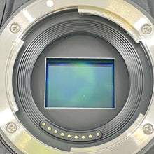 Load image into Gallery viewer, Canon EOS M50 Mark II w/ EF-M 15-45mm Lens