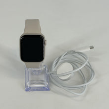 Load image into Gallery viewer, Apple Watch (SE) 2nd Gen. 40mm Gold WiFi 32GB