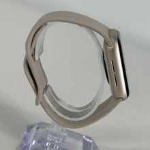 Load image into Gallery viewer, Apple Watch (SE) 2nd Gen. 40mm Gold WiFi 32GB
