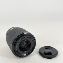 Load image into Gallery viewer, Sony FE 28-70mm Black
