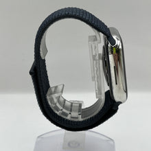 Load image into Gallery viewer, Apple Watch (Series 8) 45mm Silver Unlocked 32GB