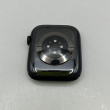 Load image into Gallery viewer, Apple Watch (Series 8) 45mm Space Black WiFi 32GB