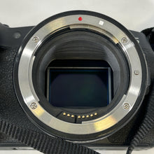 Load image into Gallery viewer, Canon EOS RP 26.2MP Black