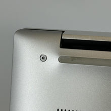 Load image into Gallery viewer, Dell XPS 15 9500 Silver 2.6 GHz Intel Core i7 10th Gen. 16GB RAM 1TB Solid State Drive NVIDIA GeForce GTX 1650 Ti 4 GB