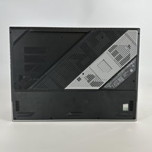 Load image into Gallery viewer, Asus ROG Strix Scar 18 G834 18 Black 2.2 GHz Intel Core i9 14th Gen. 32GB RAM 1TB Solid State Drive NVIDIA GeForce RTX 4080 12 GB