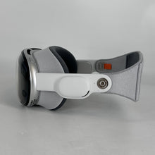 Load image into Gallery viewer, Apple Vision Pro 256GB