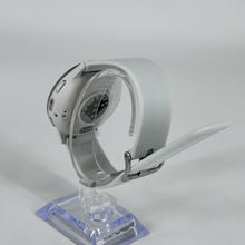 Load image into Gallery viewer, Garmin Venu 3 45mm White GPS