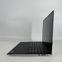 Load image into Gallery viewer, Dell XPS 15 9520 Silver 2.3 GHz Intel Core i7 12th Gen. 32GB RAM 1TB Solid State Drive