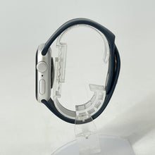 Load image into Gallery viewer, Apple Watch (SE) 2nd Gen. 40mm Silver WiFi 32GB
