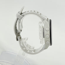 Load image into Gallery viewer, Garmin Forerunner 165 43MM Gray GPS