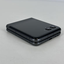 Load image into Gallery viewer, Motorola Razr (2024) 256GB Gray (T-Mobile)